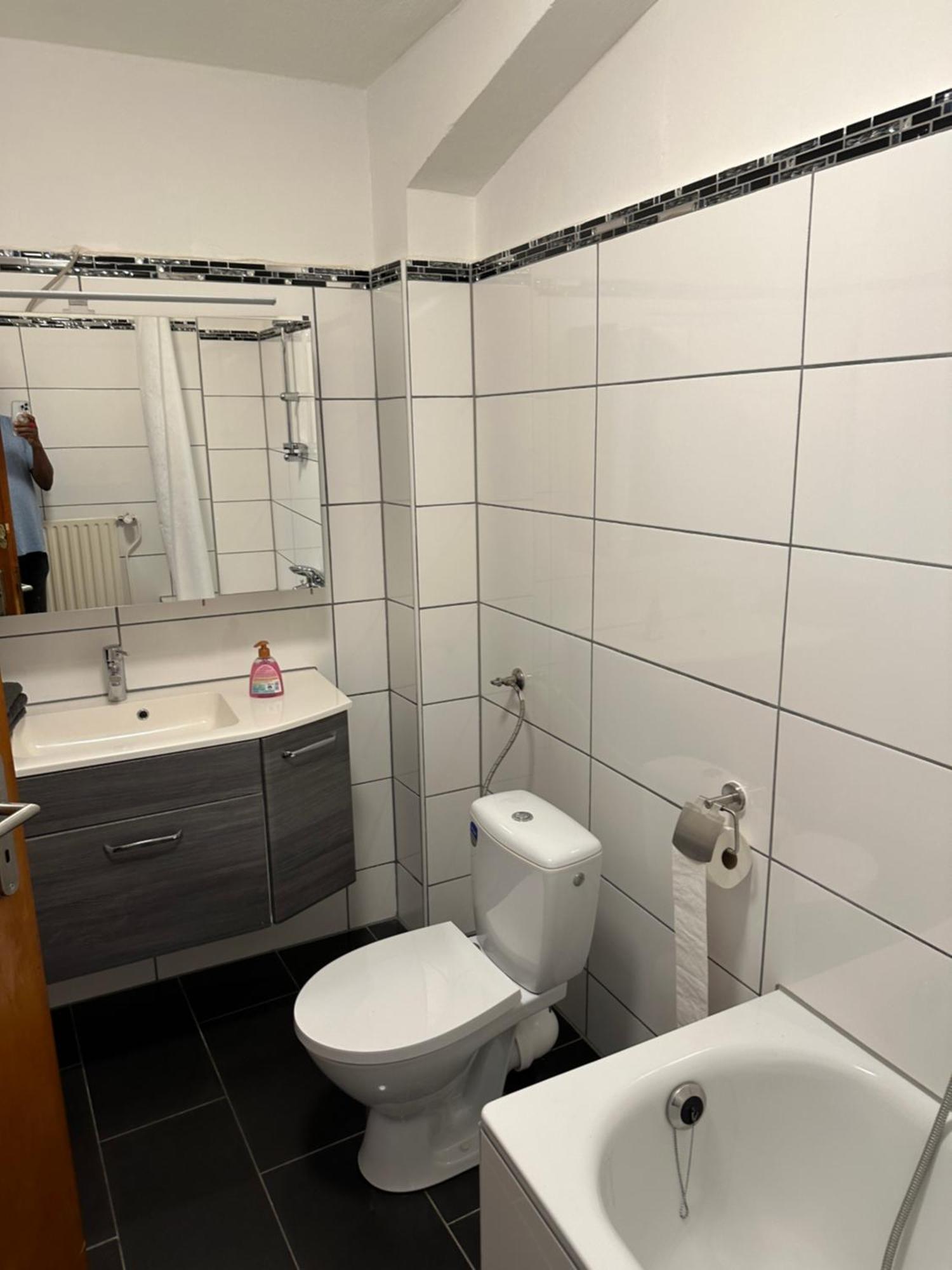 Holiday-Ferienwohnung Solingen-Mitte Eksteriør billede