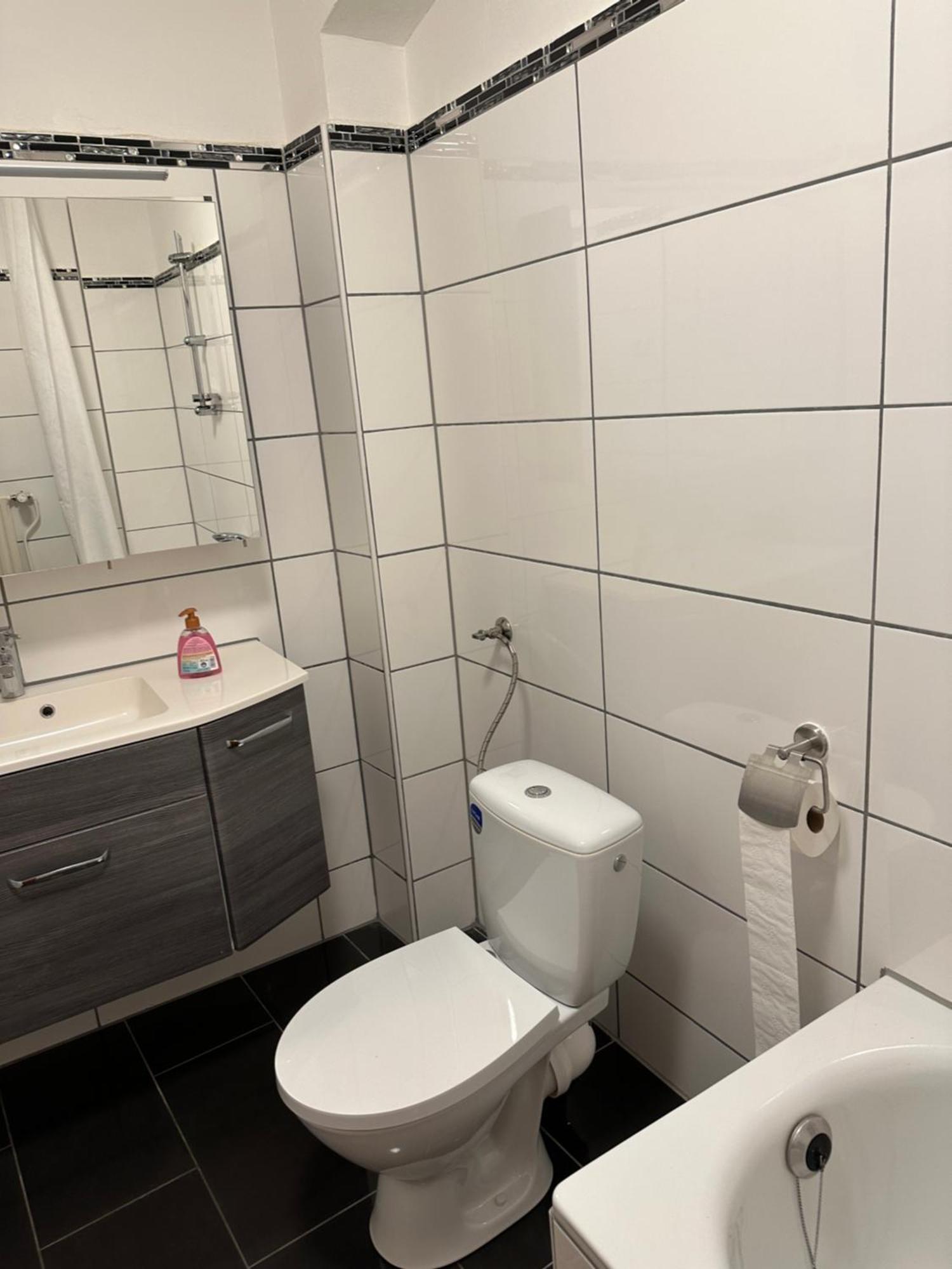 Holiday-Ferienwohnung Solingen-Mitte Eksteriør billede