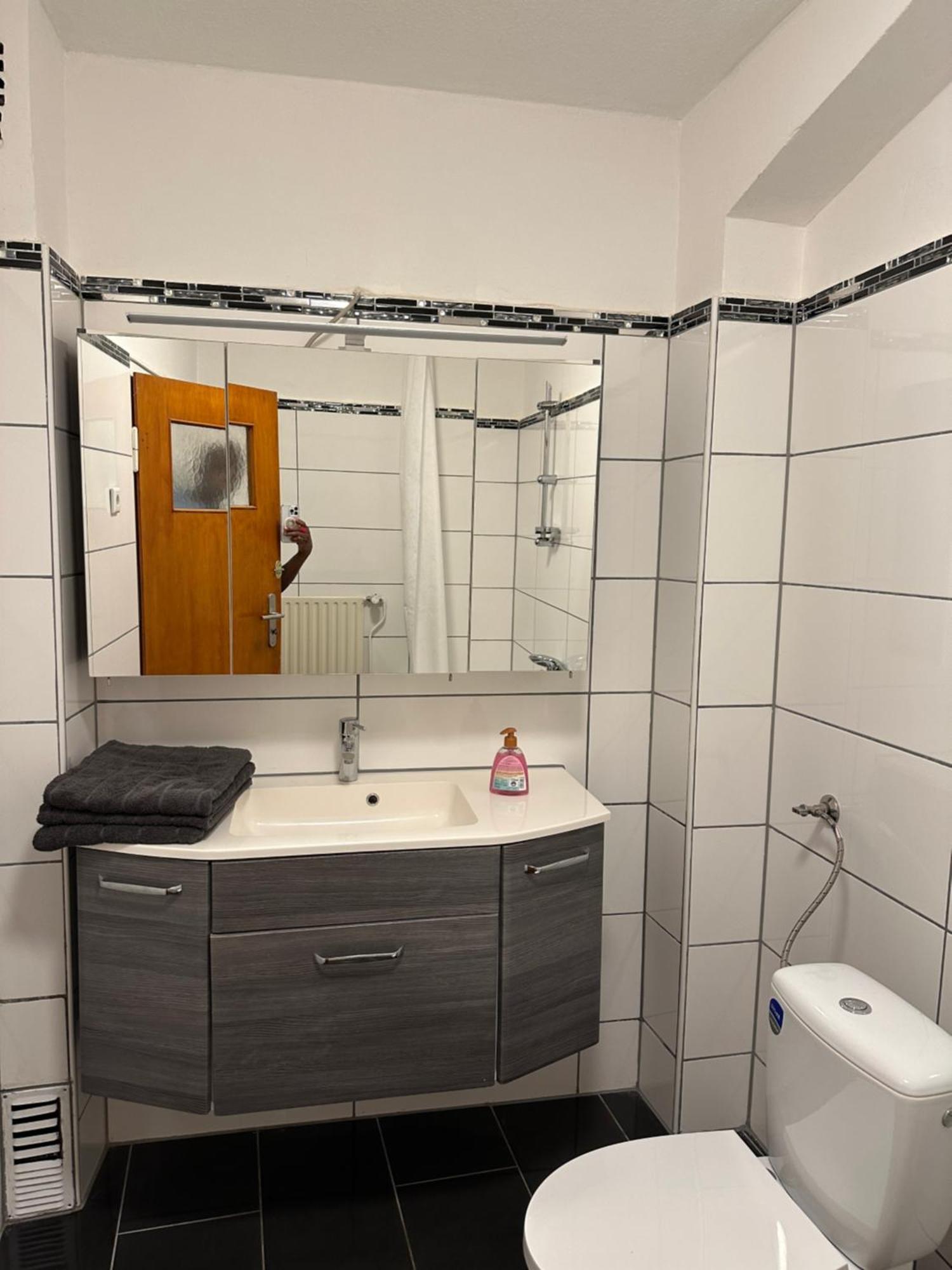 Holiday-Ferienwohnung Solingen-Mitte Eksteriør billede