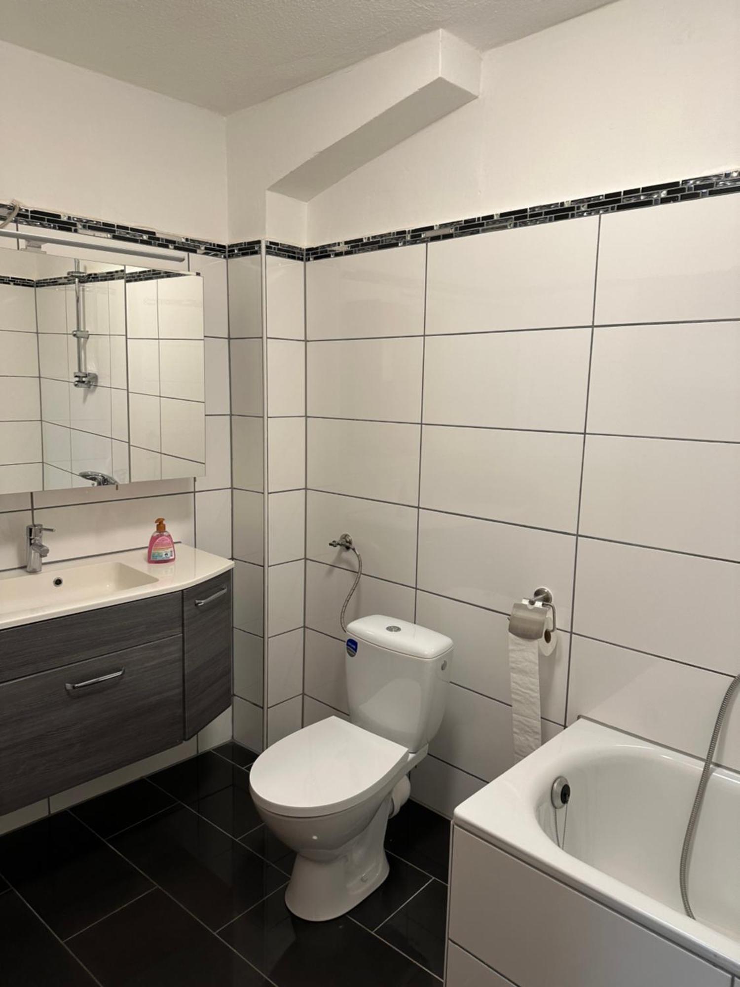 Holiday-Ferienwohnung Solingen-Mitte Eksteriør billede